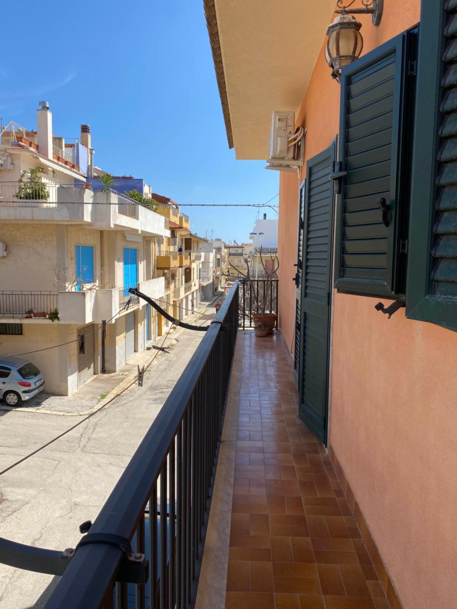 Casa Dorina Charme E Comfort A 100 M Dal Mare Donnalucata  Exterior photo